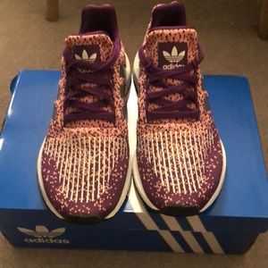 Adidas - Swift Run Shoes